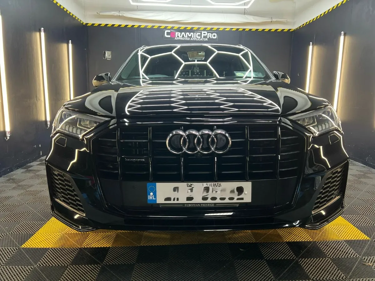 Audi Q7 TFSI e 2021 S line BLk Edition - Image 3