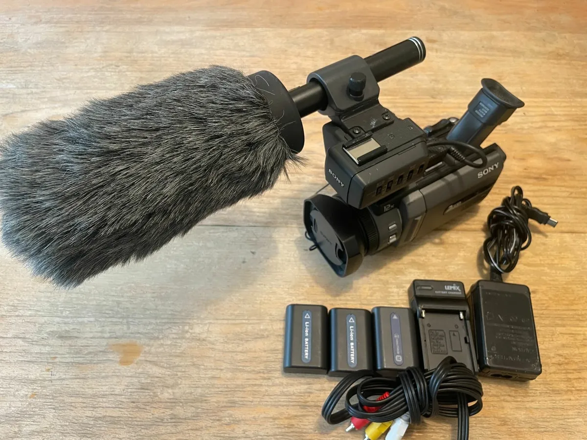 Professional Camcorder - Image 1