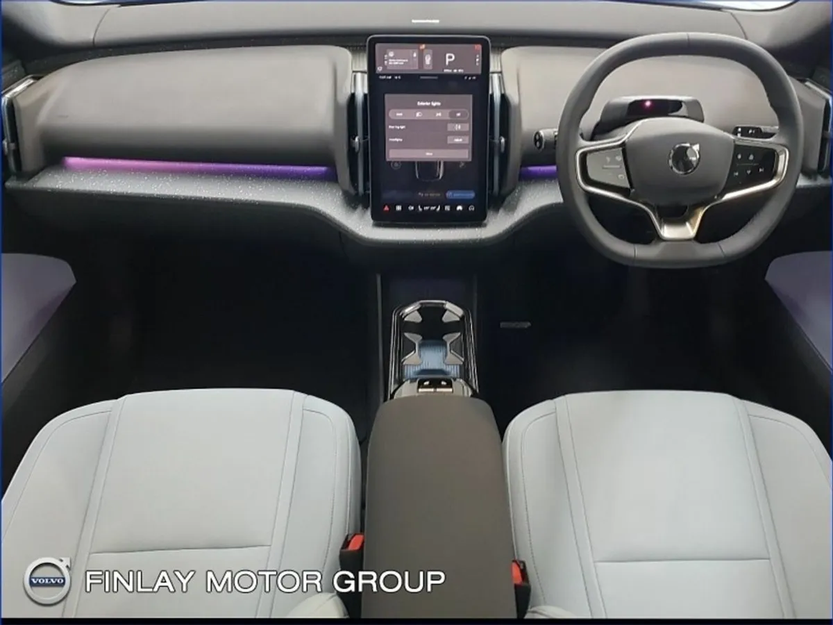Volvo EX30 Single Motor Extended Range Ultra Model - Image 3
