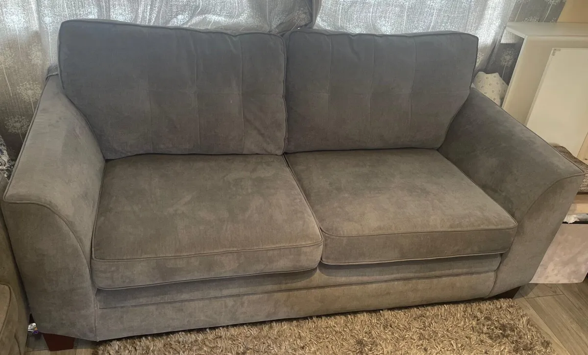 3+2 seaters sofa - Image 2