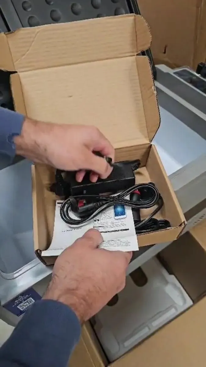 Car freezer Alpicool Car Fridge Freezer 50L New - Image 3