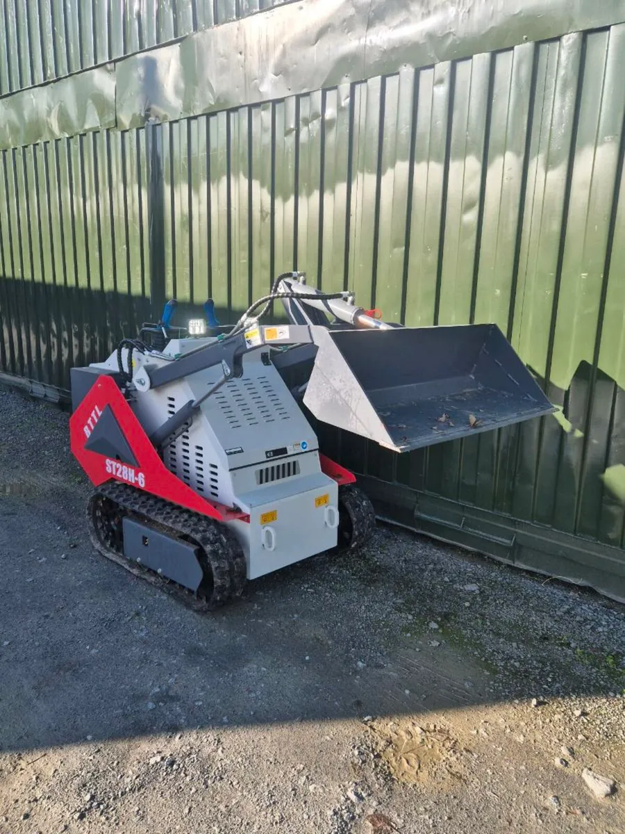 New 2025 BTTL battler skidsteer - Image 1