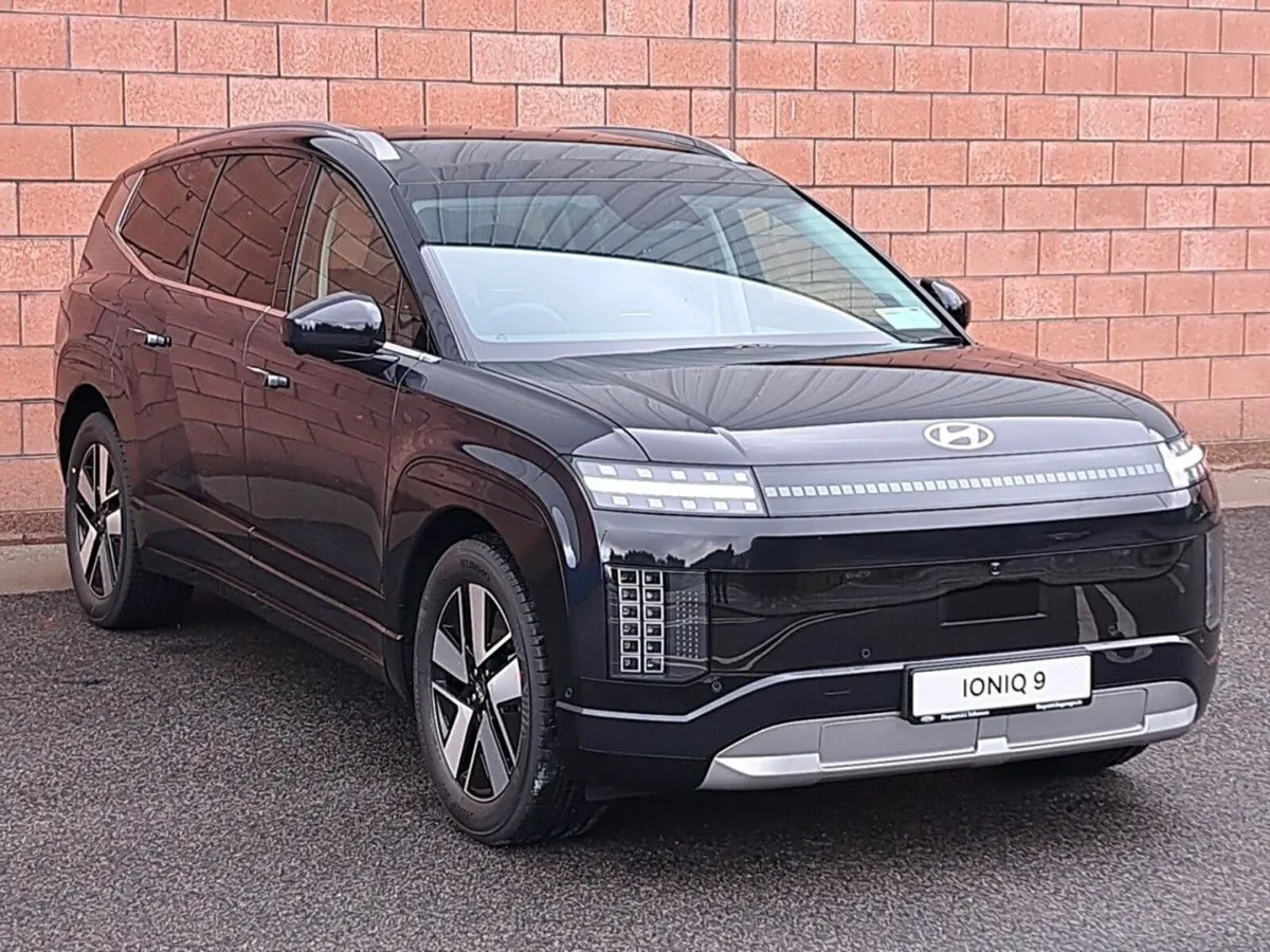 Hyundai IONIQ 9 Platinum Model 110k/wh battery ove - Image 1