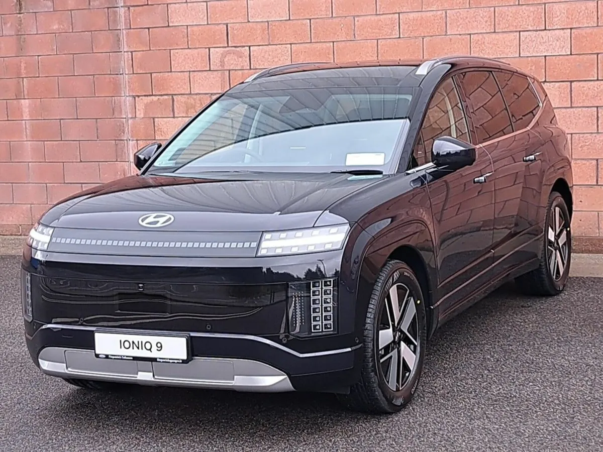 Hyundai IONIQ 9 Platinum Model 110k/wh battery ove - Image 2
