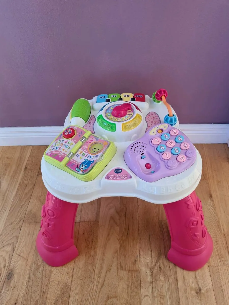 Play and learn activity table - Image 1