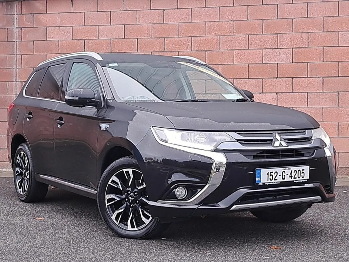 Mitsubishi Outlander 4 Wheel Drive Intense Plus Mo - Image 1