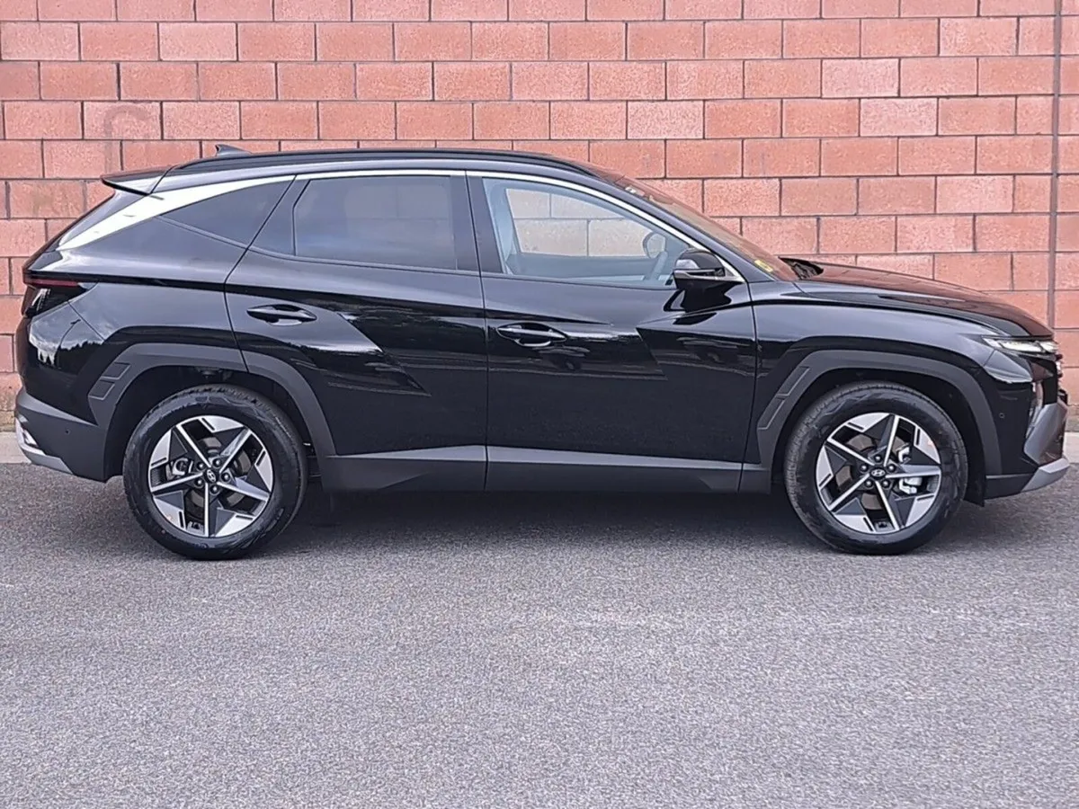 Hyundai Tucson Executive Plus Model 1.6 Diesel, Or - Image 4