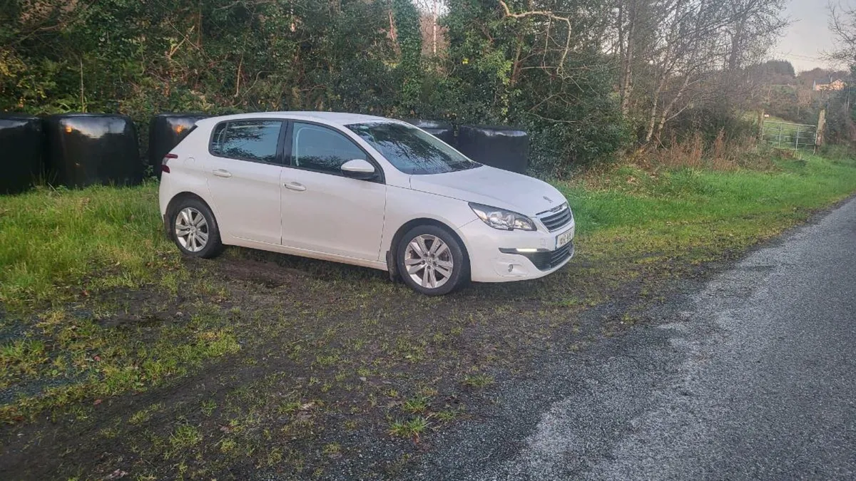 2014 peugeot 308 - Image 1