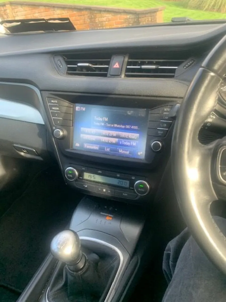 Toyota Avensis 2017 - Image 4