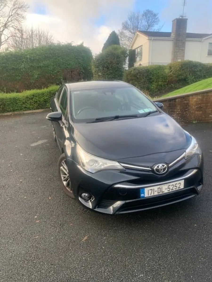 Toyota Avensis 2017 - Image 1