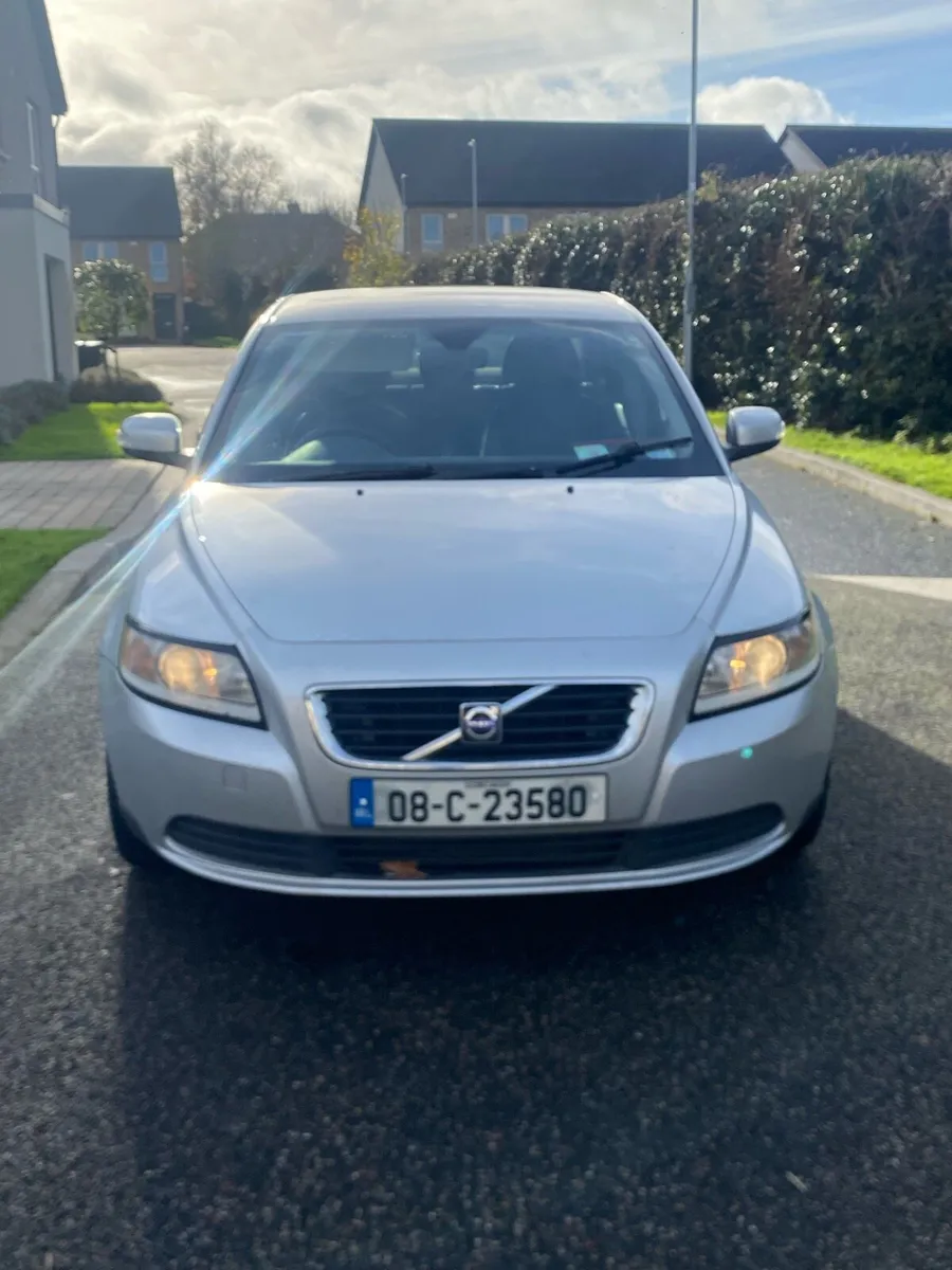 Volvo s40 - Image 1