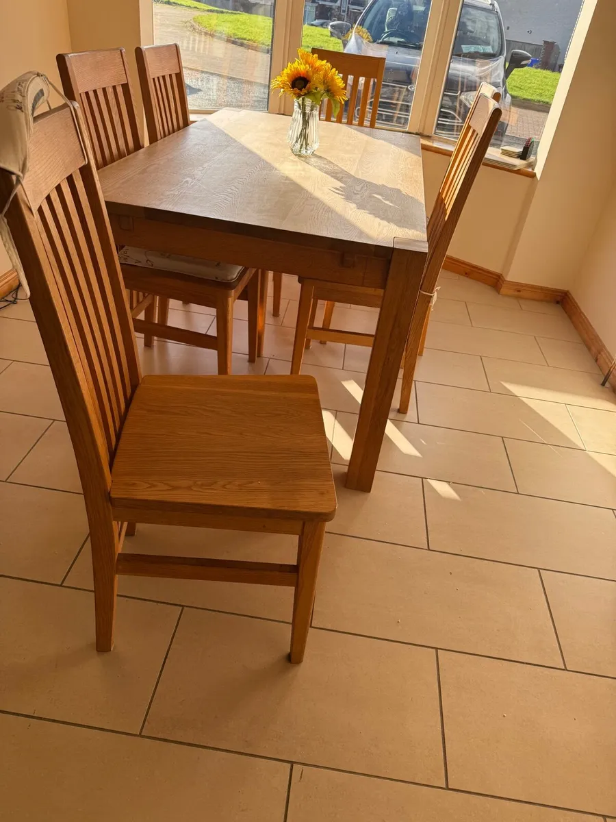 Solid wood table and six chairs - Image 2