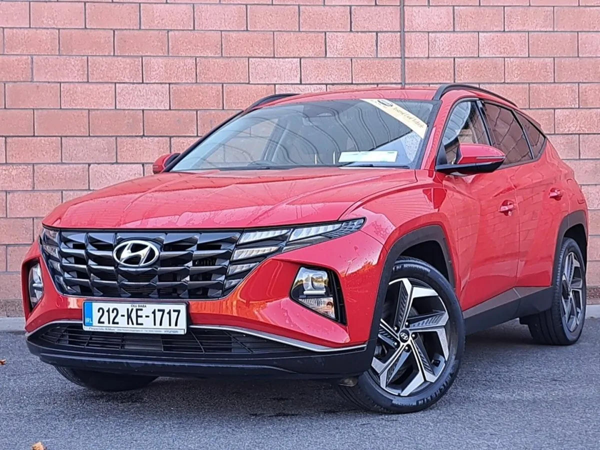 Hyundai Tucson 4 Wheel Drive Executive model  Plug - Image 2