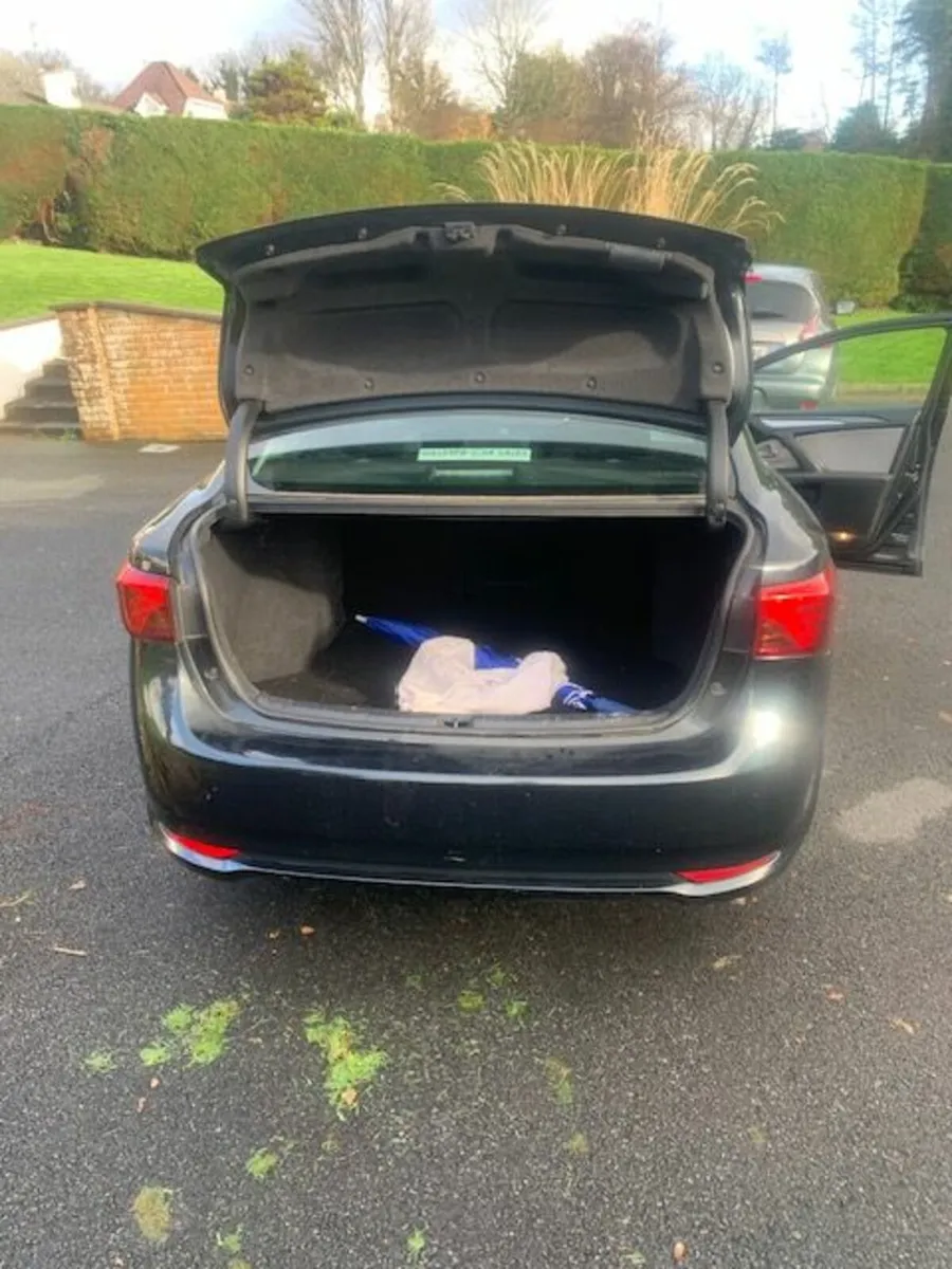 Toyota Avensis 2017 - Image 3