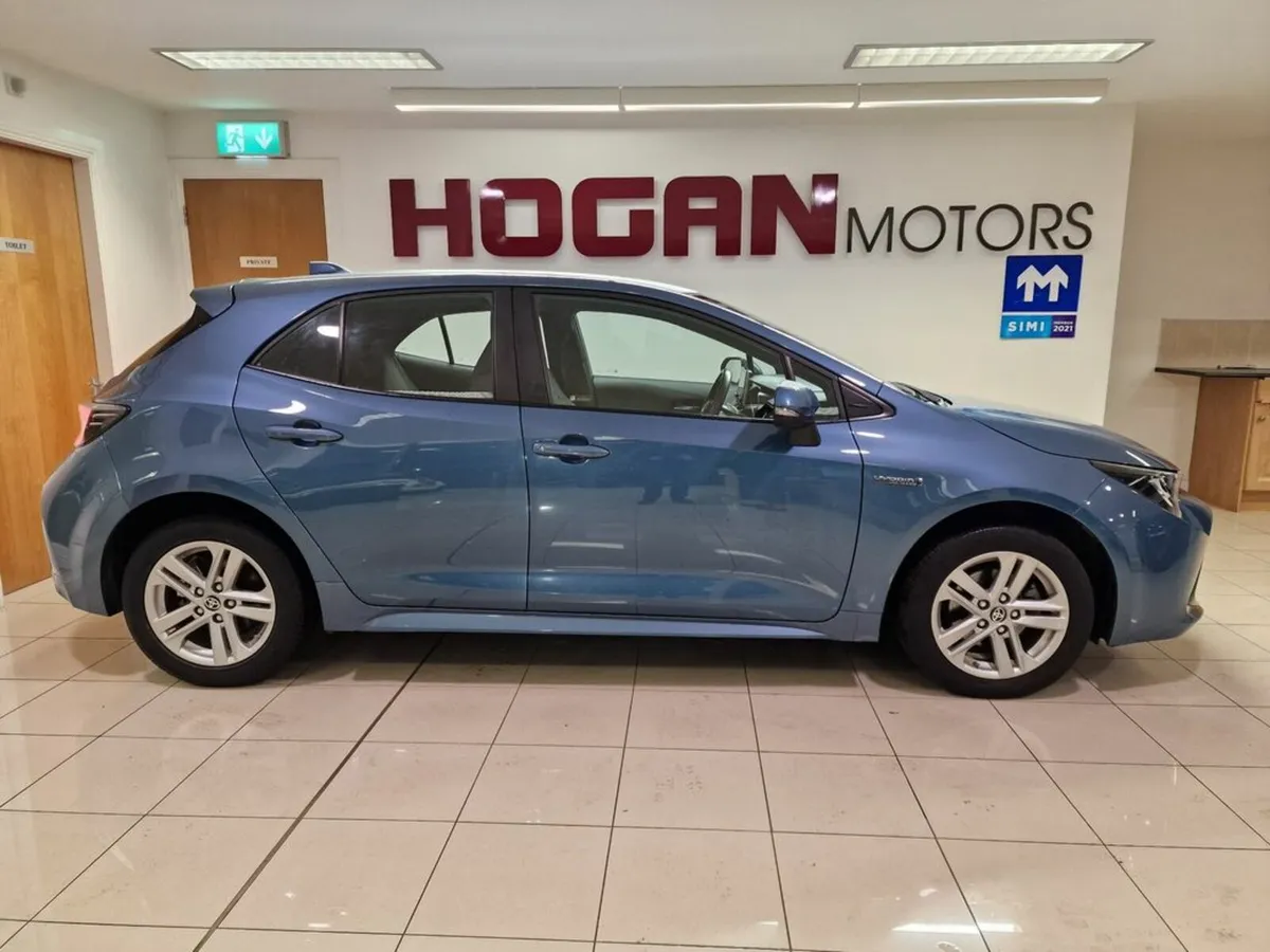 Toyota Corolla Hybrid Luna H/B Automatic - Image 3