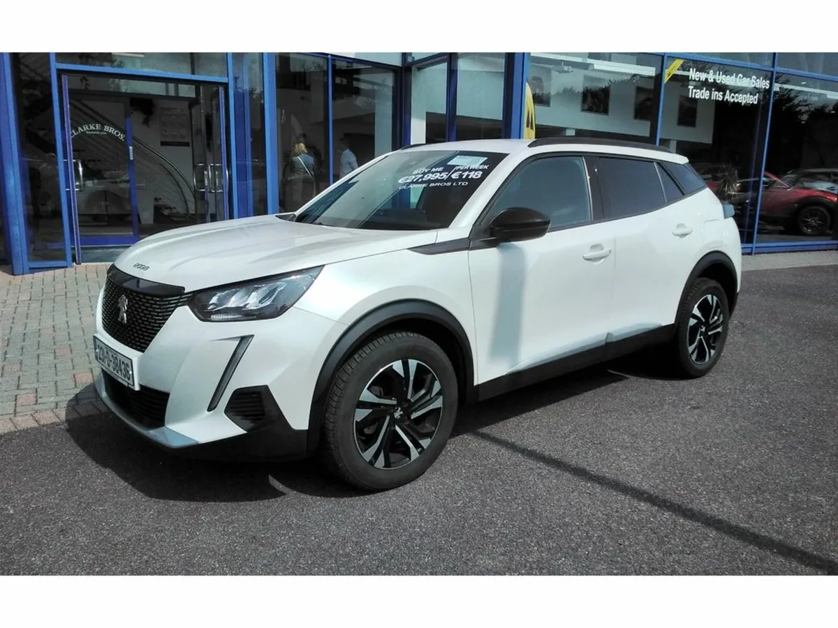 Peugeot 2008 Allure 1.2 100 6.4 4DR - Image 3