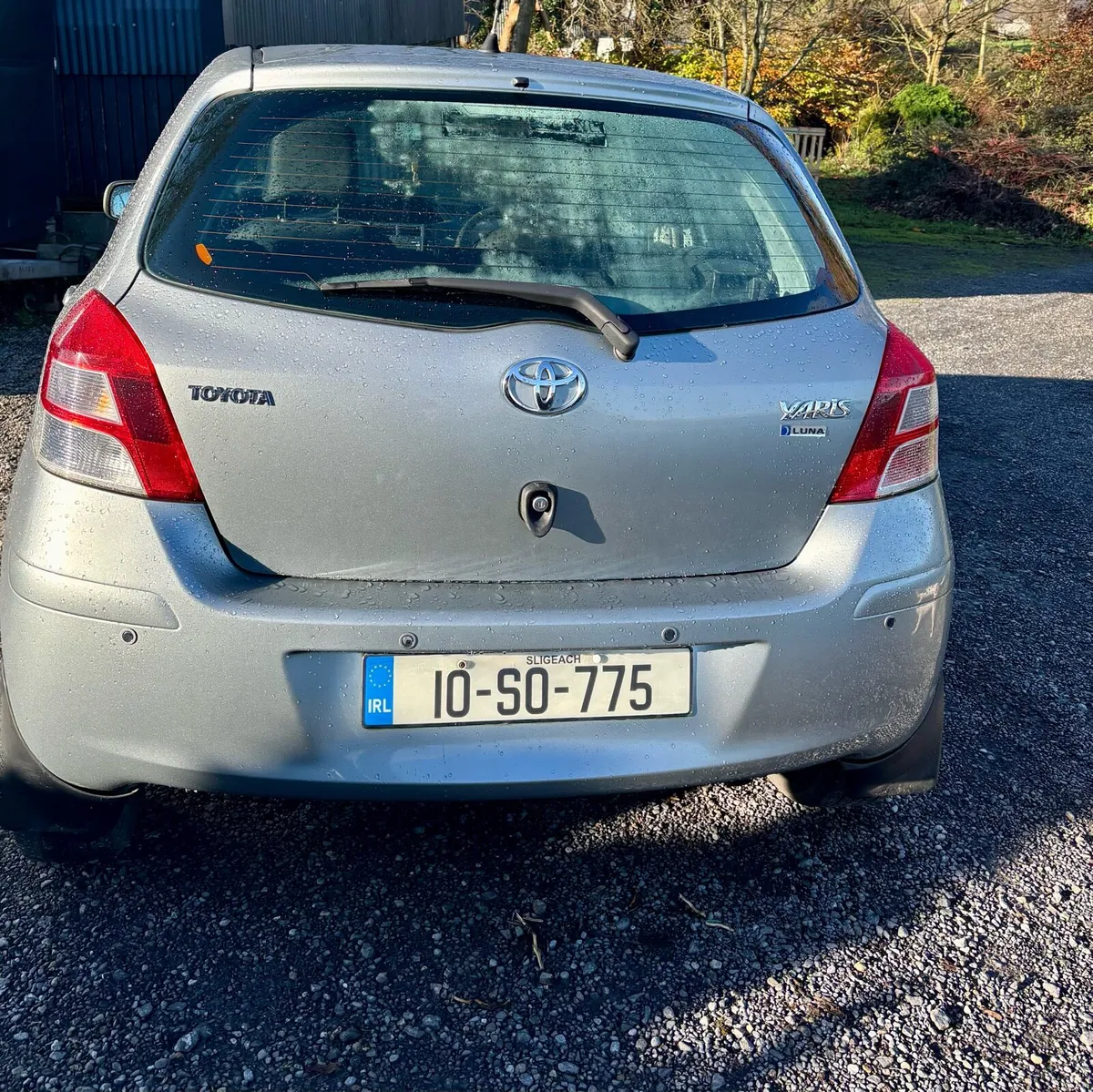 Toyota Yaris - Image 2