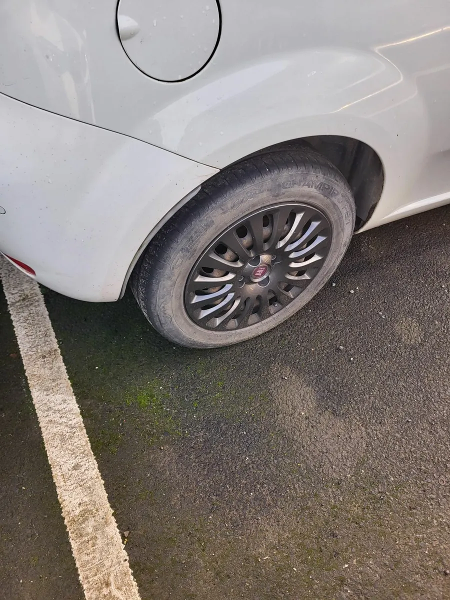 Fiat Punto 2013 - Image 4