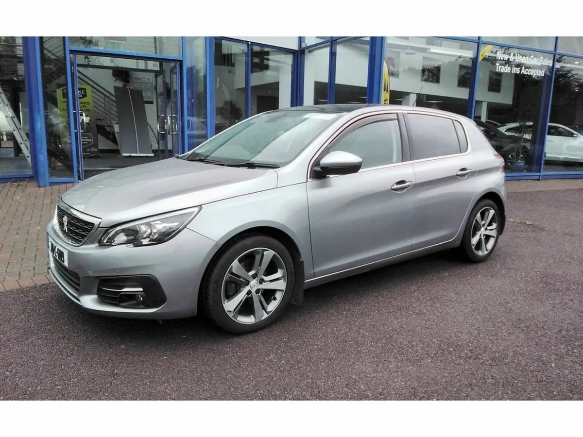 Peugeot 308 Allure 1.5 HDI 130 Auto 6.2 4D - Image 3