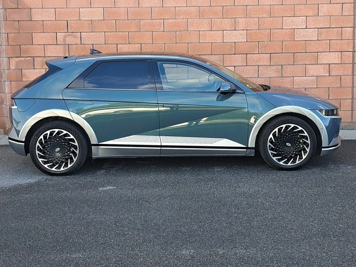 Hyundai IONIQ 5 Platinum model 77 k/wh battery. - Image 4