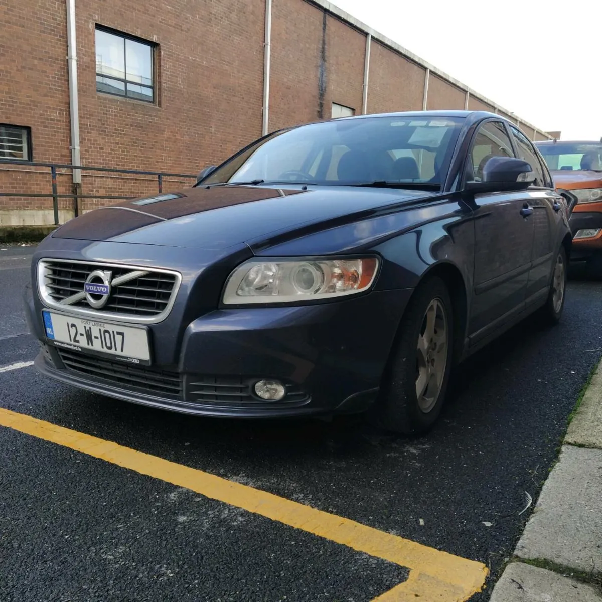 Volvo S40 - Image 2