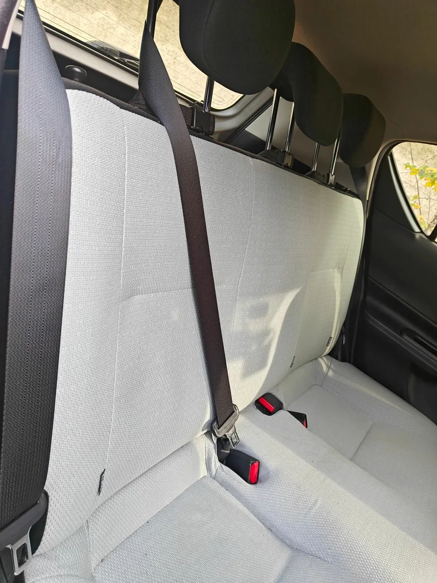 Toyota Aqua 2016 - Image 4