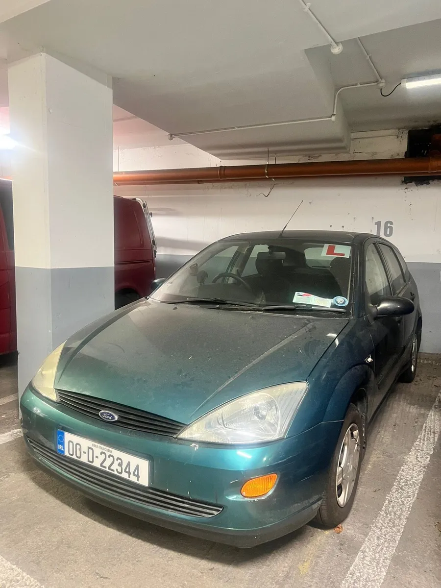FORD FOCUS 1.4 Petrol - Image 1