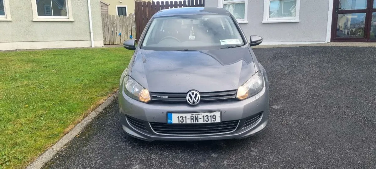 2013 Volkswagen Golf - Image 1