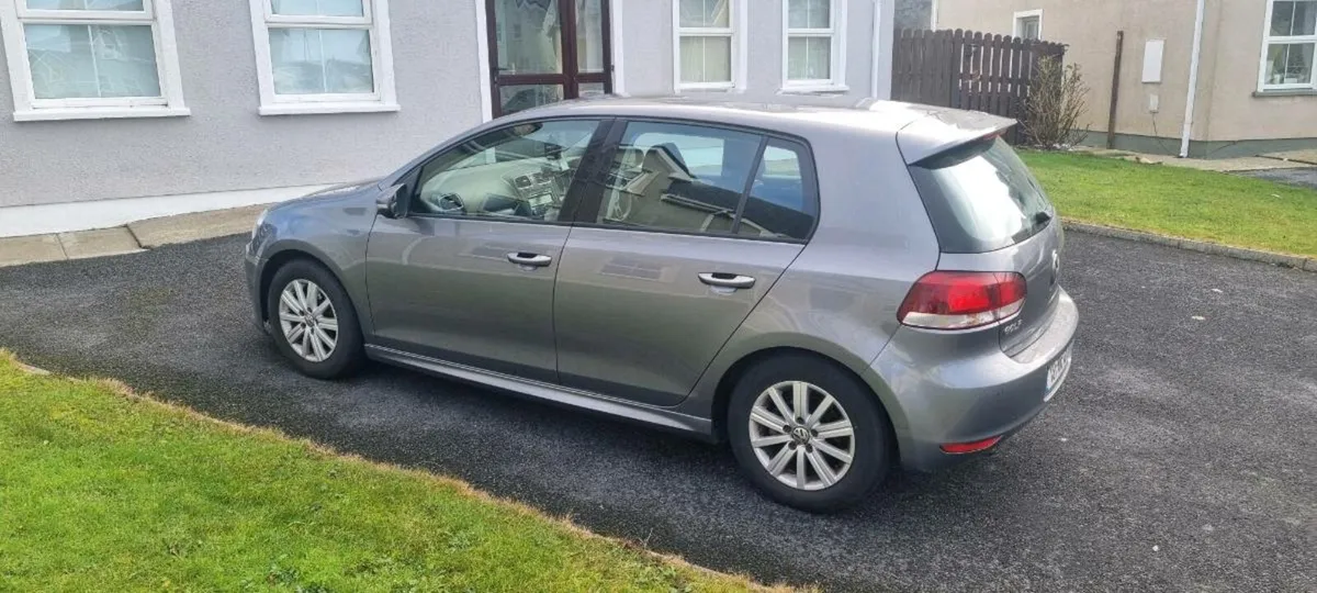 2013 Volkswagen Golf - Image 4