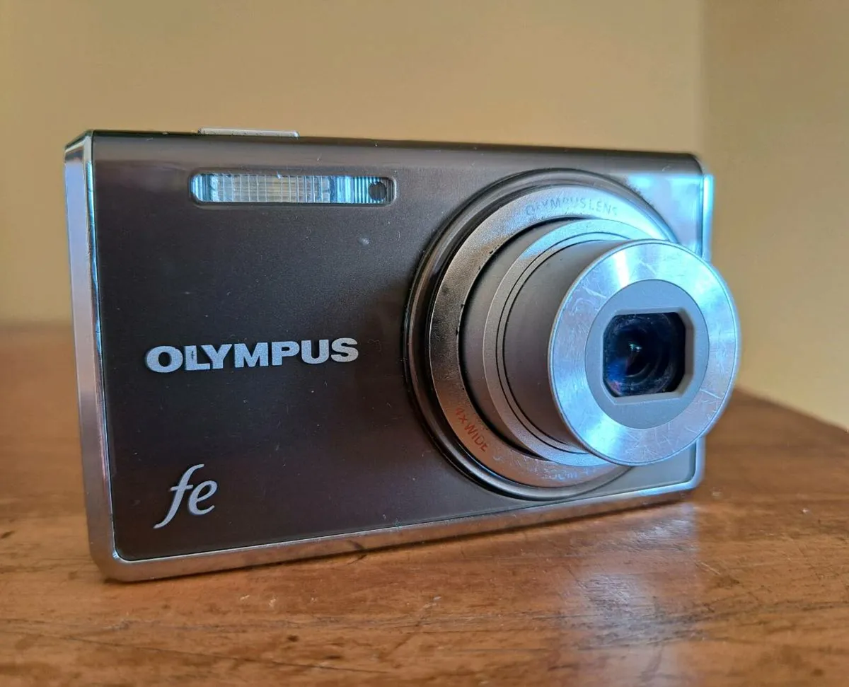 Olympus FE 4030 - Image 2