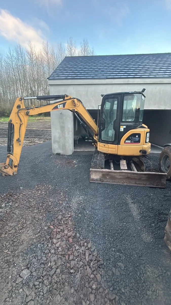 CAT 305 - Image 1
