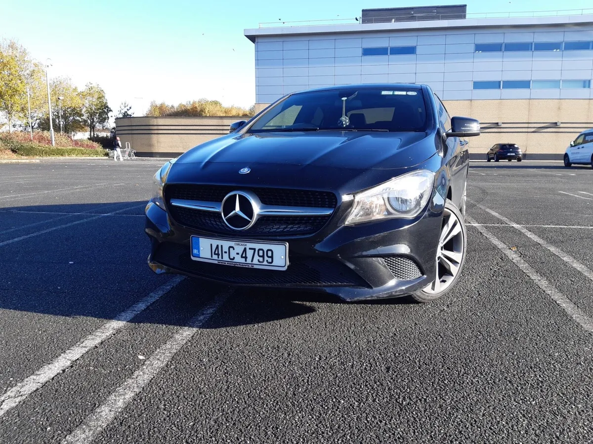 Mercedes-Benz CLA200 Urban 1.8 Diesel - Image 1