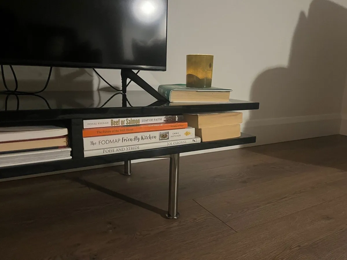 TV Stand - Image 3