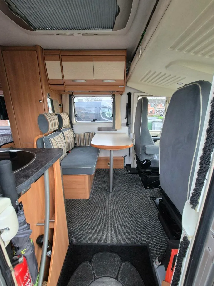 Hymer A class - Image 4