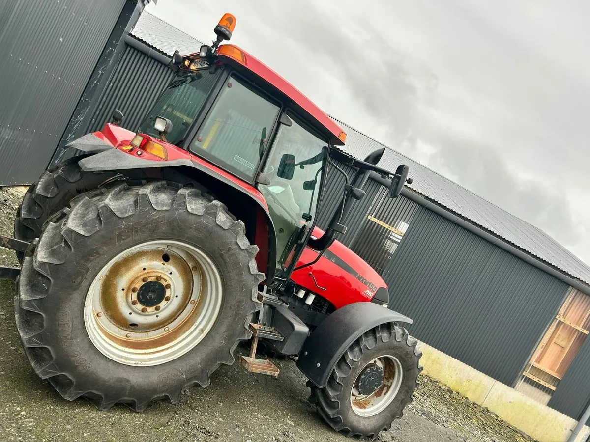 Case MXM 155 - Image 2