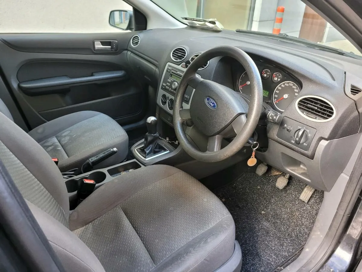 Black Ford Focus 2006 / Reliable, Clean & Revised - Image 3