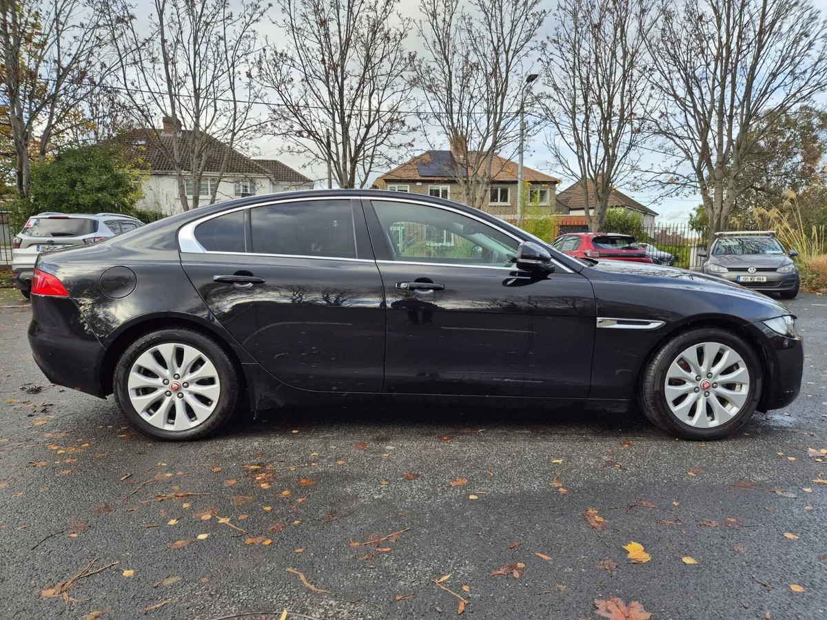 Stunning Jaguar XE 2016 - Image 4