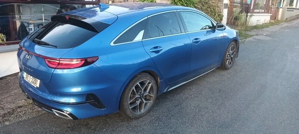 2019 Kia Ceed - Image 2