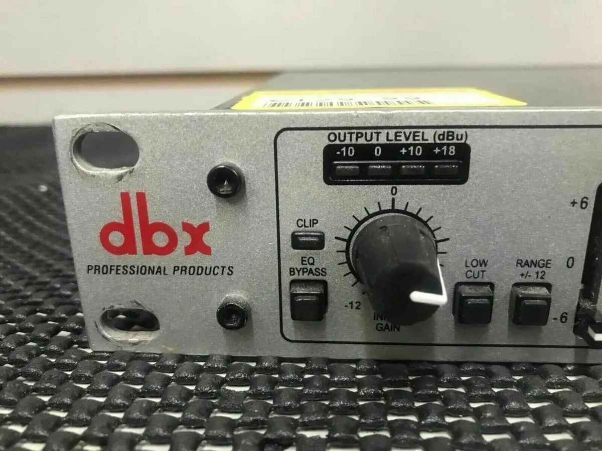 DBX 215s Graphics Equalizer - Image 4