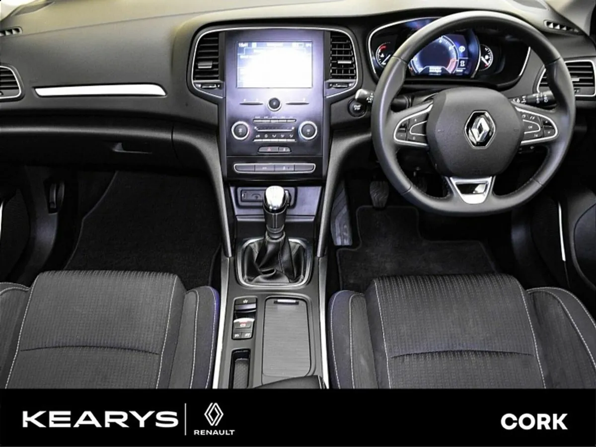 Renault Megane Sport Tourer Iconic TCe 140 GPF MY1 - Image 4