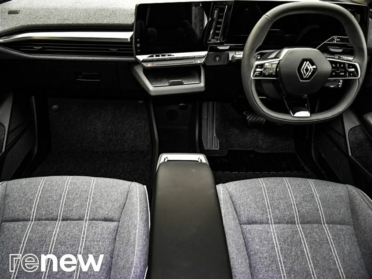 Renault Megane E-Tech Techno EV60 - Image 2