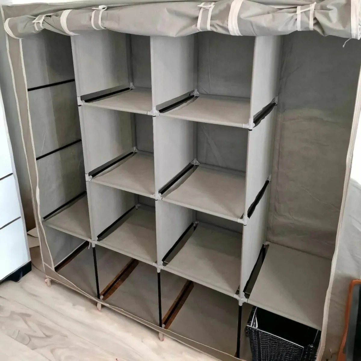 Wardrobe portable 170x45x170 brand new