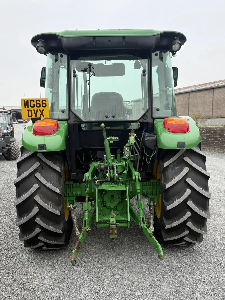 John Deere  5055E - Image 4