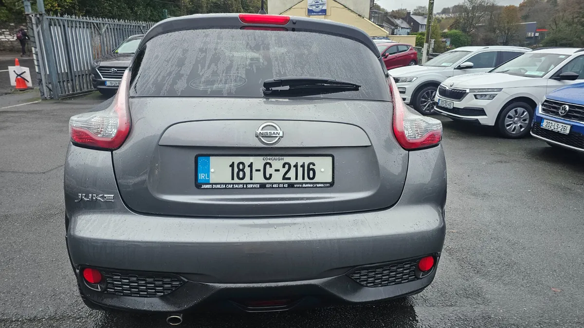 Nissan Juke 2018 Premium SV  1.6 petrol automatic - Image 4