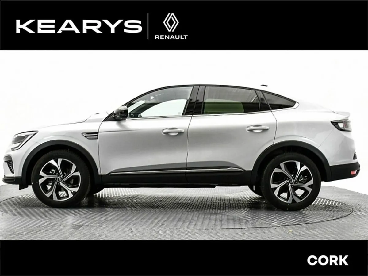 Renault Arkana Techno E-TECH Hybrid 145 Demo - Image 4