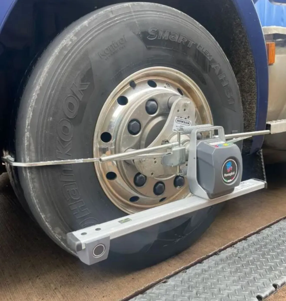 RAV 8CCD Car Tire Wheel Alignment System - Image 3