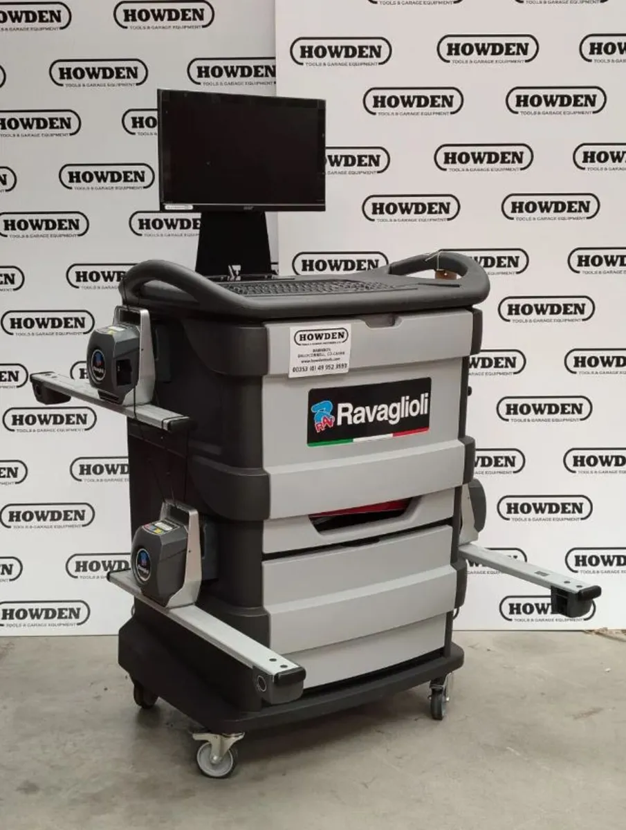 RAV 8CCD Car Tire Wheel Alignment System - Image 1