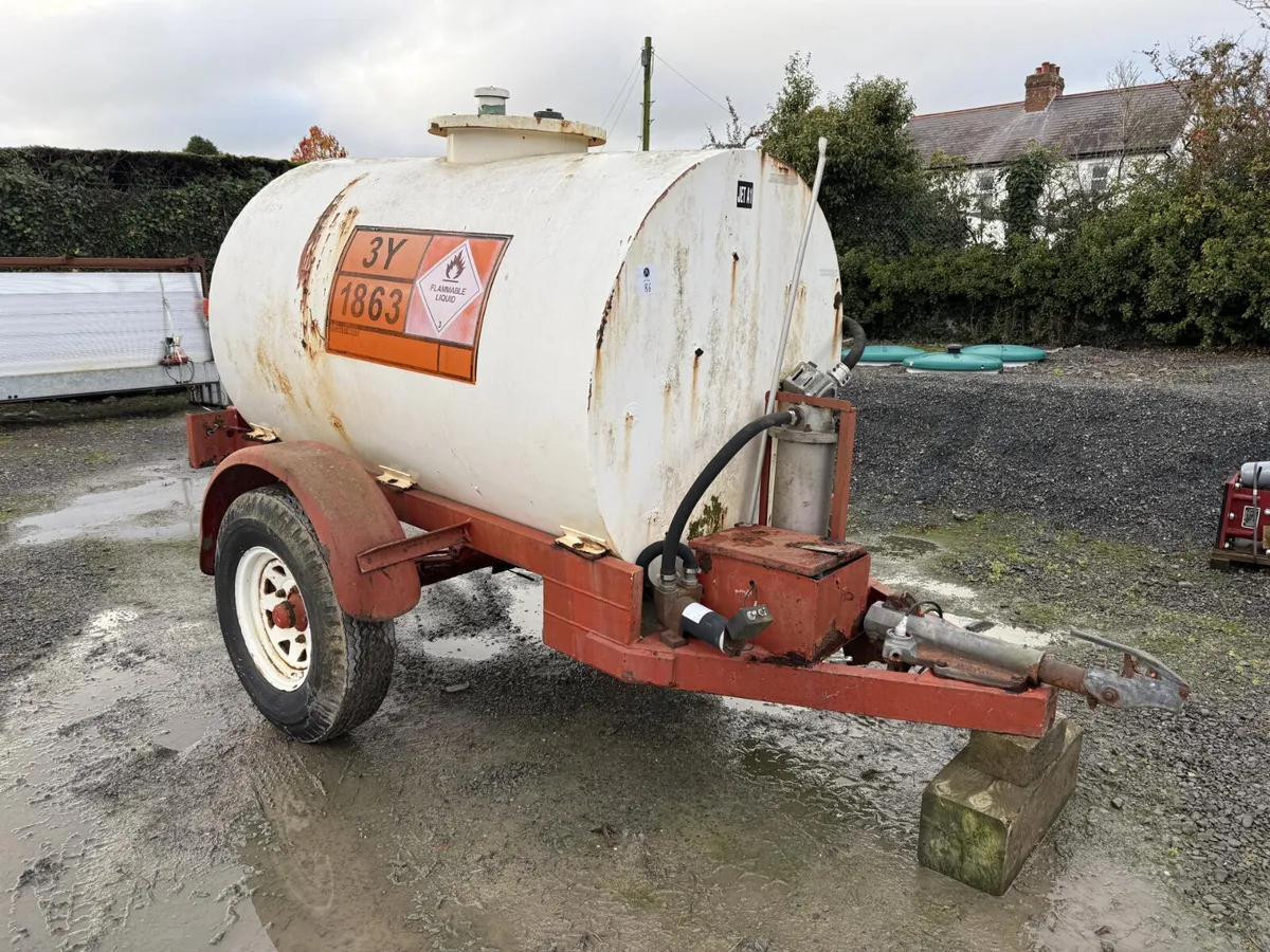 Single Axle Fuel Bowser **Online Auction** - Image 1