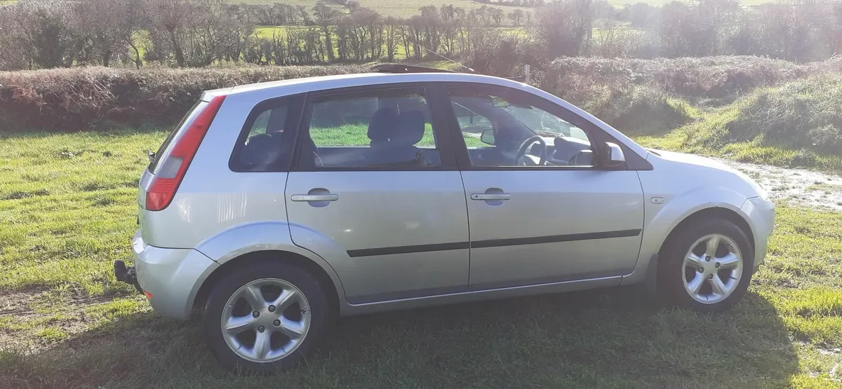 Ford Fiesta 2005 - Image 3