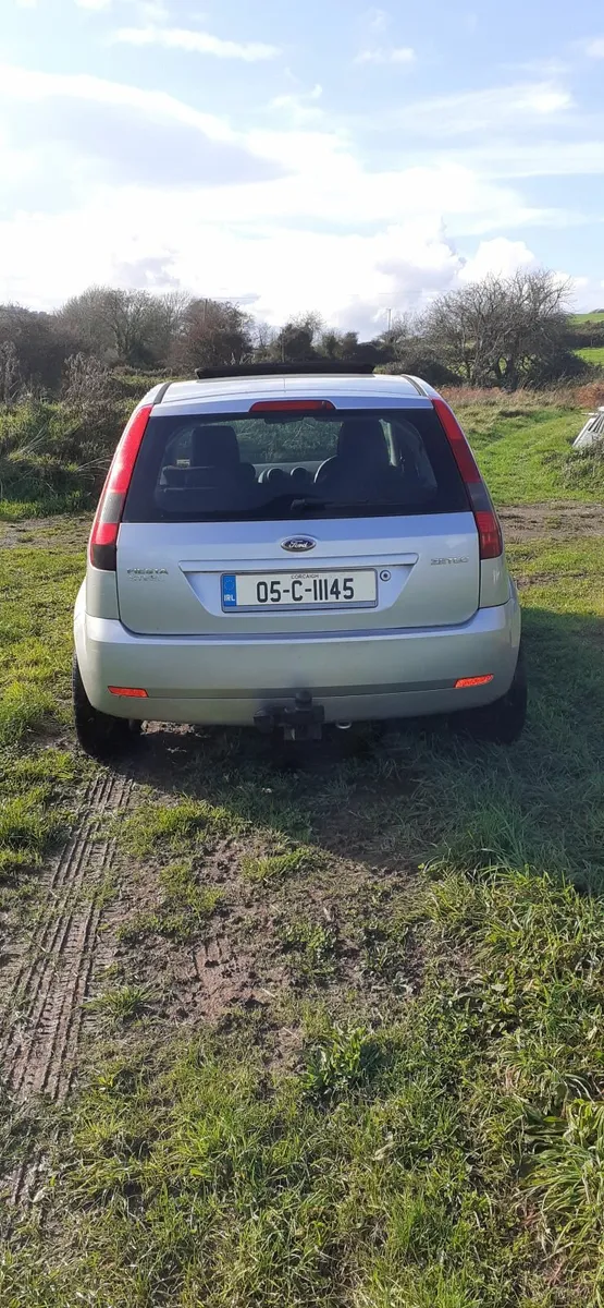 Ford Fiesta 2005 - Image 4